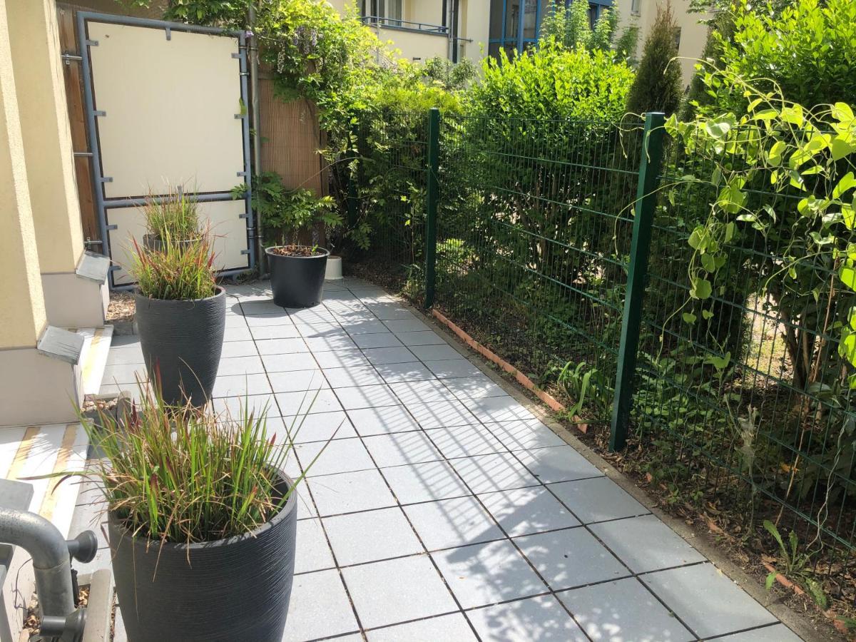 Sonnige Wohnung Im Zentrum Mit Terrasse U Tiefgarage - Netflix & Prime ไลป์ซิก ภายนอก รูปภาพ
