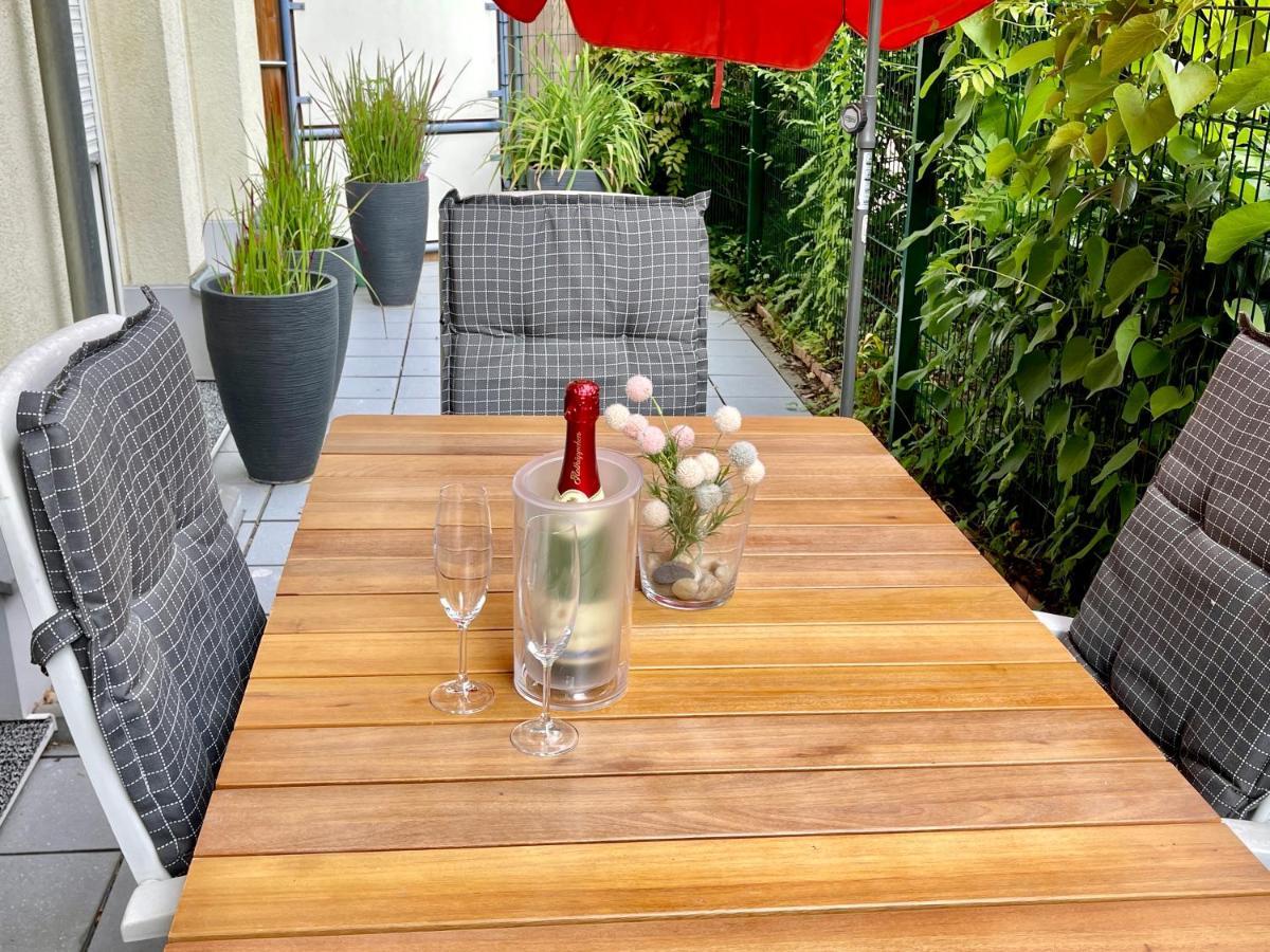 Sonnige Wohnung Im Zentrum Mit Terrasse U Tiefgarage - Netflix & Prime ไลป์ซิก ภายนอก รูปภาพ
